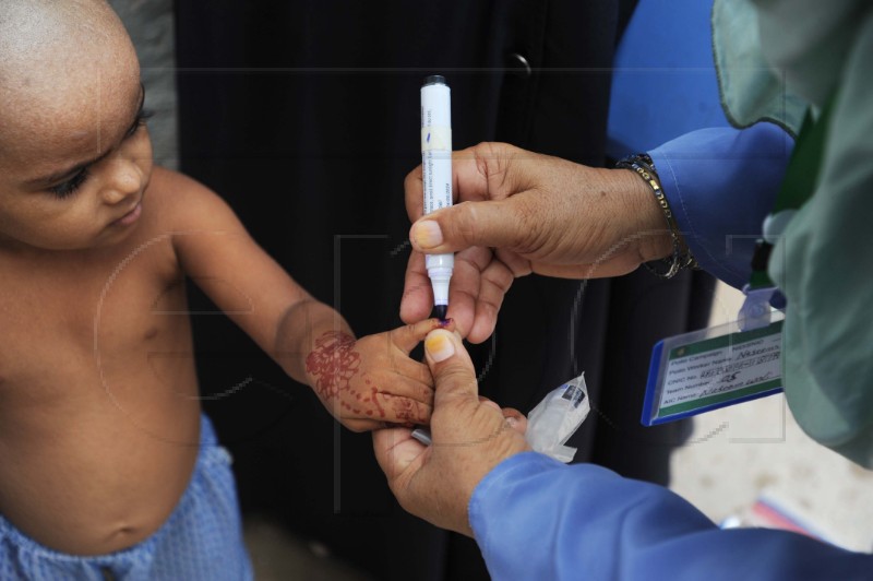 PAKISTAN POLIO VACCINATION