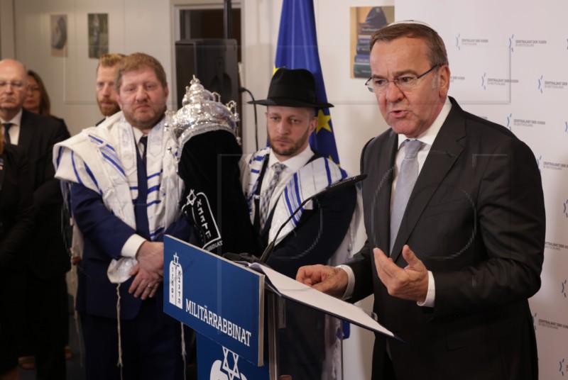 GERMANY DEFENSE RABBINATE