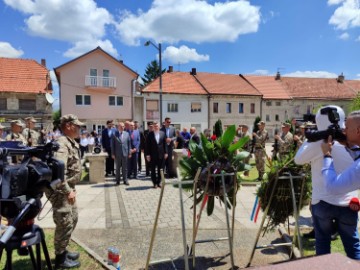 Milanović u Tomislavgradu na obilježavanju 32. obljetnice Brigade kralja Tomislava