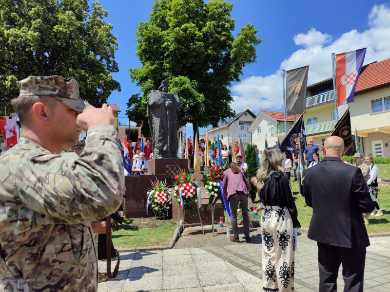 Milanović u Tomislavgradu na obilježavanju 32. obljetnice Brigade kralja Tomislava