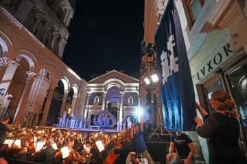 Scenska kantata Carla Orffa "Carmina Burana” svečano  otvorila 70. Splitsko ljeto