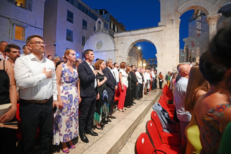 Scenska kantata Carla Orffa "Carmina Burana” svečano  otvorila 70. Splitsko ljeto