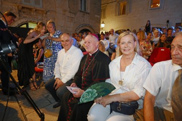 Scenska kantata Carla Orffa "Carmina Burana” svečano  otvorila 70. Splitsko ljeto