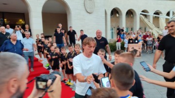 Luka Modrić stigao u Mostar na premijeru filma o Zrinjskom