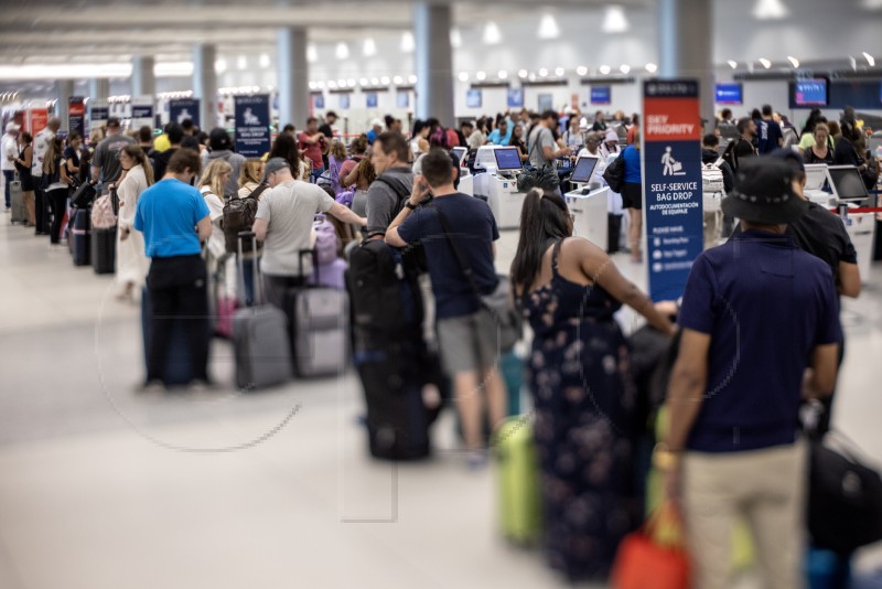 USA AIRPORT IT OUTAGE