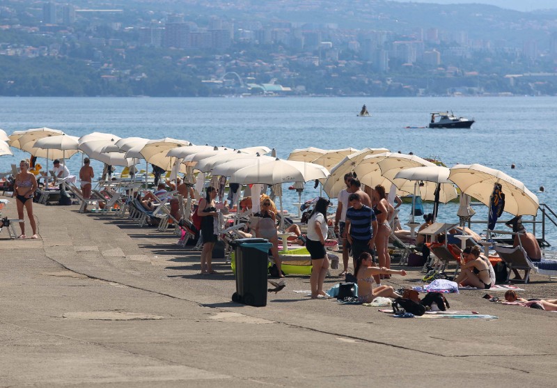 Opatija: Kupači se vratili na plaže 