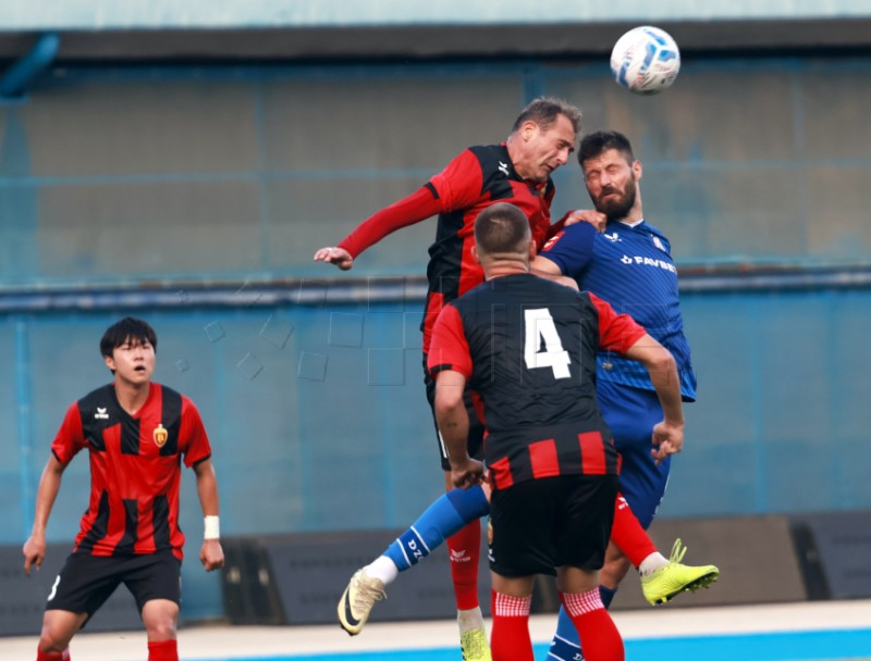 Prijateljska nogometna utakmica Dinamo - Vardar