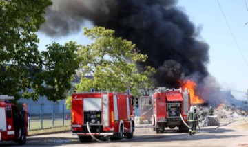 Osijek: Ponovo požar u Dravi International