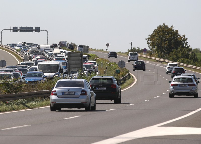 Gužva kod NP Lučko