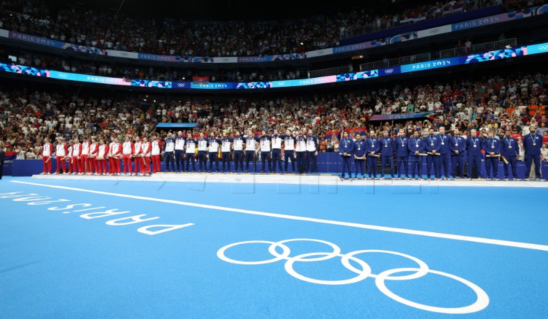 OI: Dodjela srebrnih medalja hrvatskim vaterpolistima