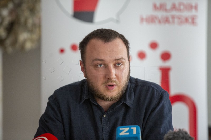 Predstavljena publikacija "Izbori 2024: Ima li (tu) mjesta za mlade?"