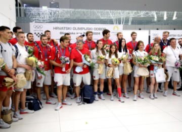 Doček hrvatskih olimpijaca u zagrebačkoj zračnoj luci