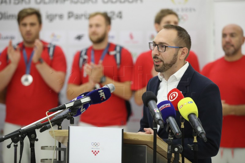 Doček hrvatskih olimpijaca u zagrebačkoj zračnoj luci