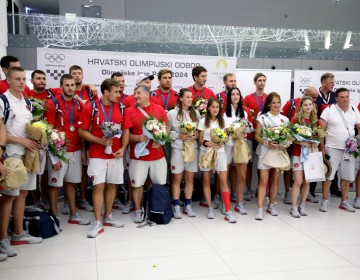 Doček hrvatskih olimpijaca u zagrebačkoj zračnoj luci