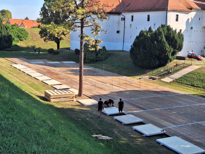 Varaždin: Za špancirere osiguran besplatan parking i prijevoz do centra grada