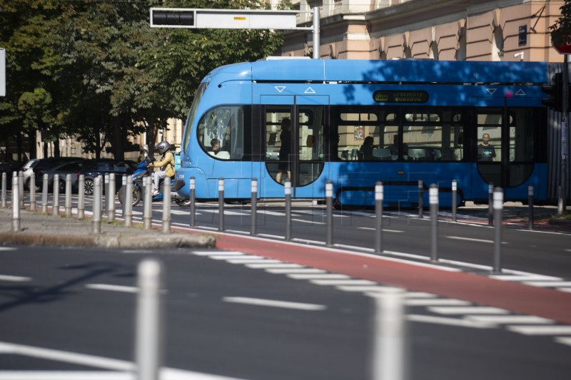 Konferencija za medije stranke Plavi grad o uvođenju mjere tzv. blokovskog parkiranja