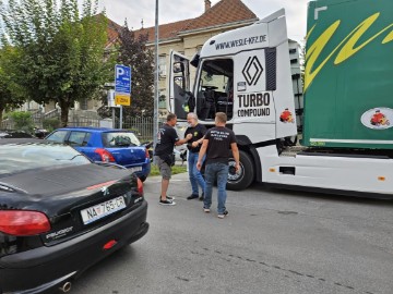 Njemački motoristi donirali bjelovarskoj bolnici opremu vrijednu 250 tisuća eura