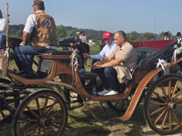 Održano 22. vozočašće konjskih zaprega i jahača u Mariju Bistricu