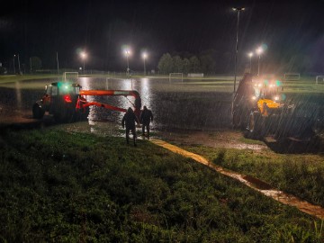 Nevrijeme i obilni pljuskovi poplavili Glinu i Kutinu