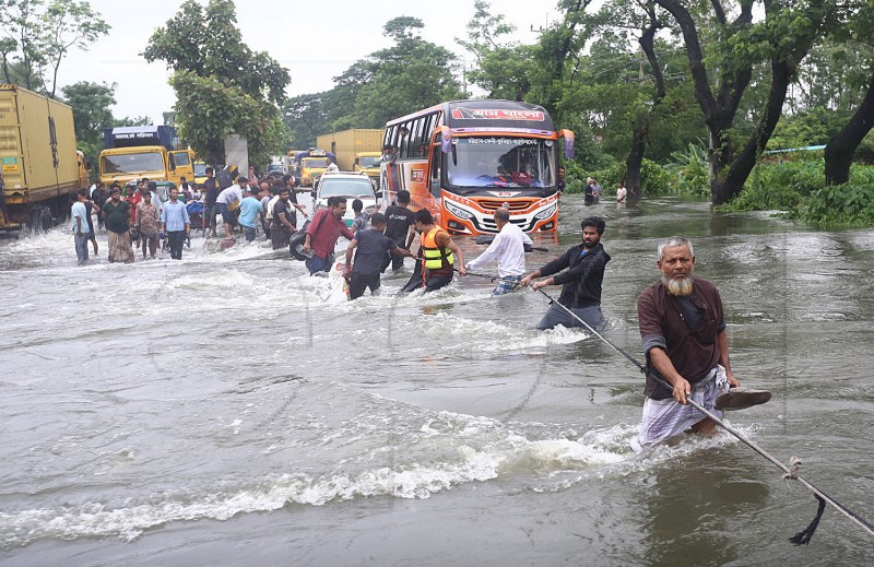 BANGLADESH FLOODS