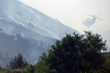 Požar kod Žrnovnice lokaliziran