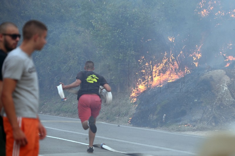 Eskalirao požar kod Žrnovnice