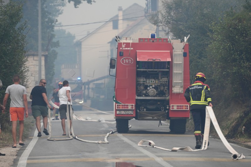 Eskalirao požar kod Žrnovnice