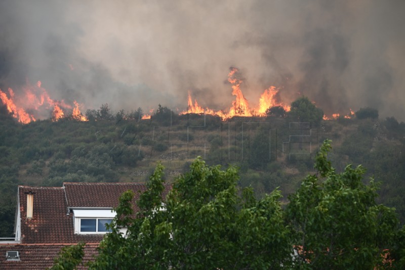 Eskalirao požar kod Žrnovnice