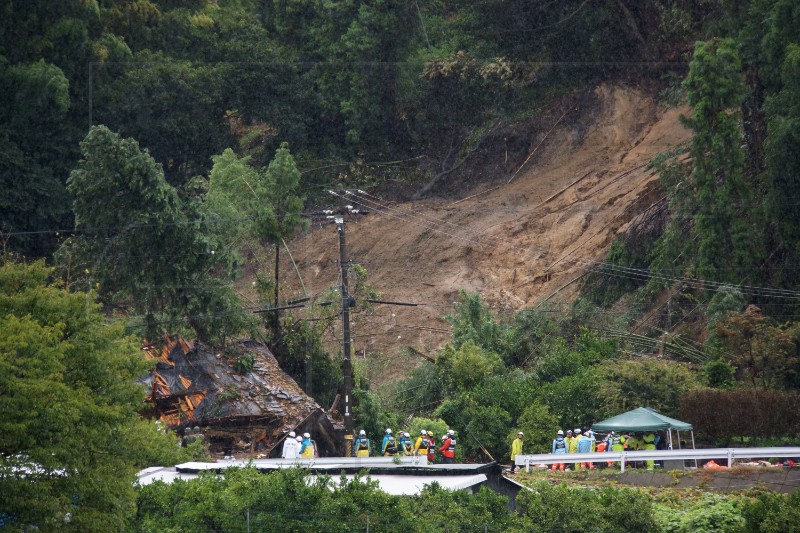 JAPAN TYPHOON YANYAN