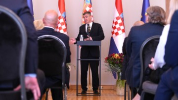 Milanović hrvatskim diplomatima: Nema razloga da ne priznamo Palestinu