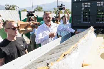 Split: Konferencija za medije HDZ-a pod nazivom "Pomozimo Puljku, očistimo grad"