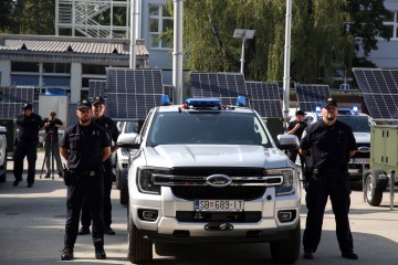 Primopredaja termovizijskih kamera s pripadajućim vozilima graničnoj policiji