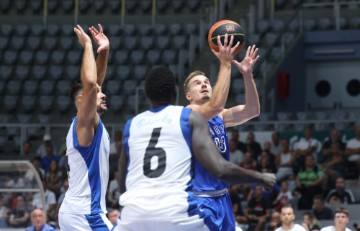 Memorijalni turnir Tomislav Knežević: KK Zadar - KK Kvarner 2010