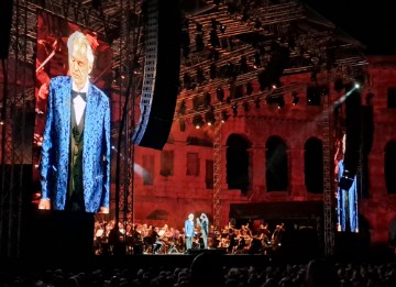 Andrea Bocelli oduševio publiku u pulskoj Areni