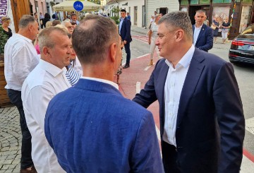 Predsjednik Milanović obišao varaždinski Špancirfest