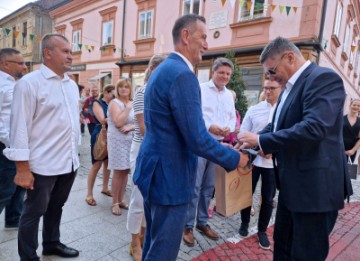 Predsjednik Milanović obišao varaždinski Špancirfest