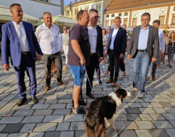 Predsjednik Milanović obišao varaždinski Špancirfest