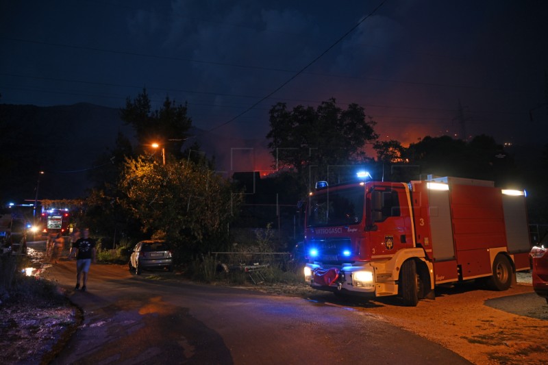 Novi požar kod Žrnovice