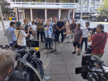 Tiskovna konferencija bivših članova Domovinskog pokreta