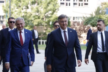 Premijer Plenković sastao se s predsjedateljicom Vijeća ministara BiH Krišto