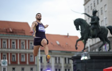 Zagreb City Challenge - skok u dalj na Trgu bana Jelačića