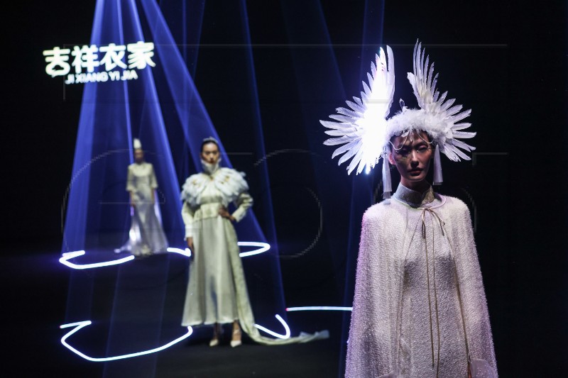 CHINA FASHION WEEK 