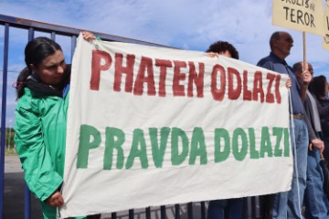 Prosvjed ispred pogona za gospodarenje otpadom tvrtke "Phaten Plastic Recycling"