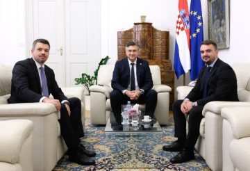 Plenković inzistira na zastupljenosti Hrvata, povratku i sigurnosti u RS-u