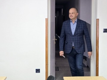 Hajdaš Dončić glasao na unutarstranačkim izborima za novog predsjednika SDP-a