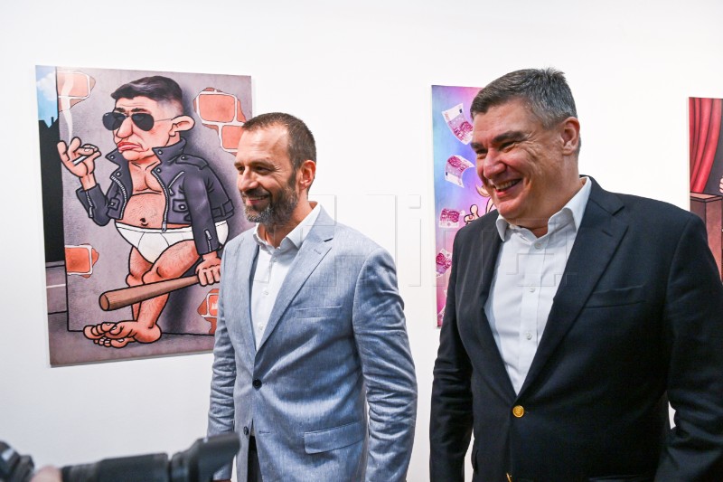 Milanović obišao izložbu karikatura "Mi Hrvati" Nika Titanika