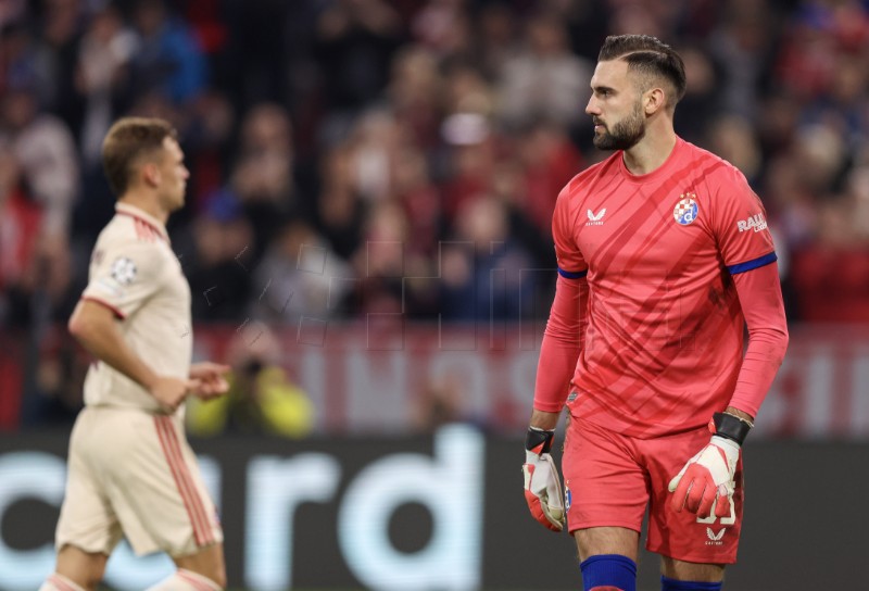 Liga prvaka, Bayern - Dinamo