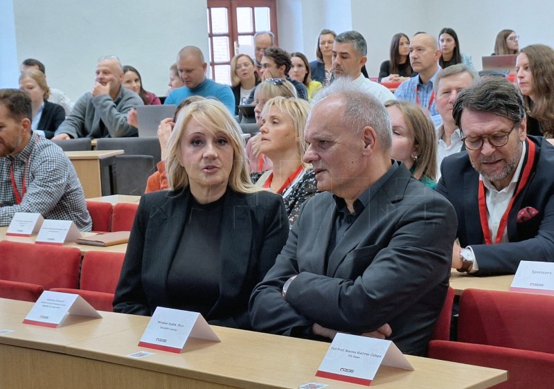 U Varaždinu otvorena 35. međunarodna znanstvena konferencija CECIIS