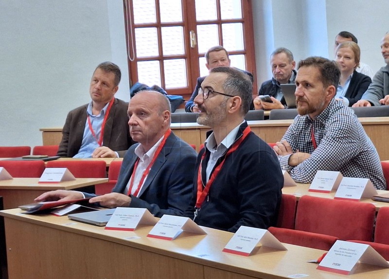 U Varaždinu otvorena 35. međunarodna znanstvena konferencija CECIIS