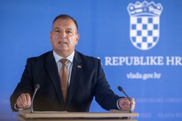 Beroš: Nova regulacija grijanih duhanskih proizvoda